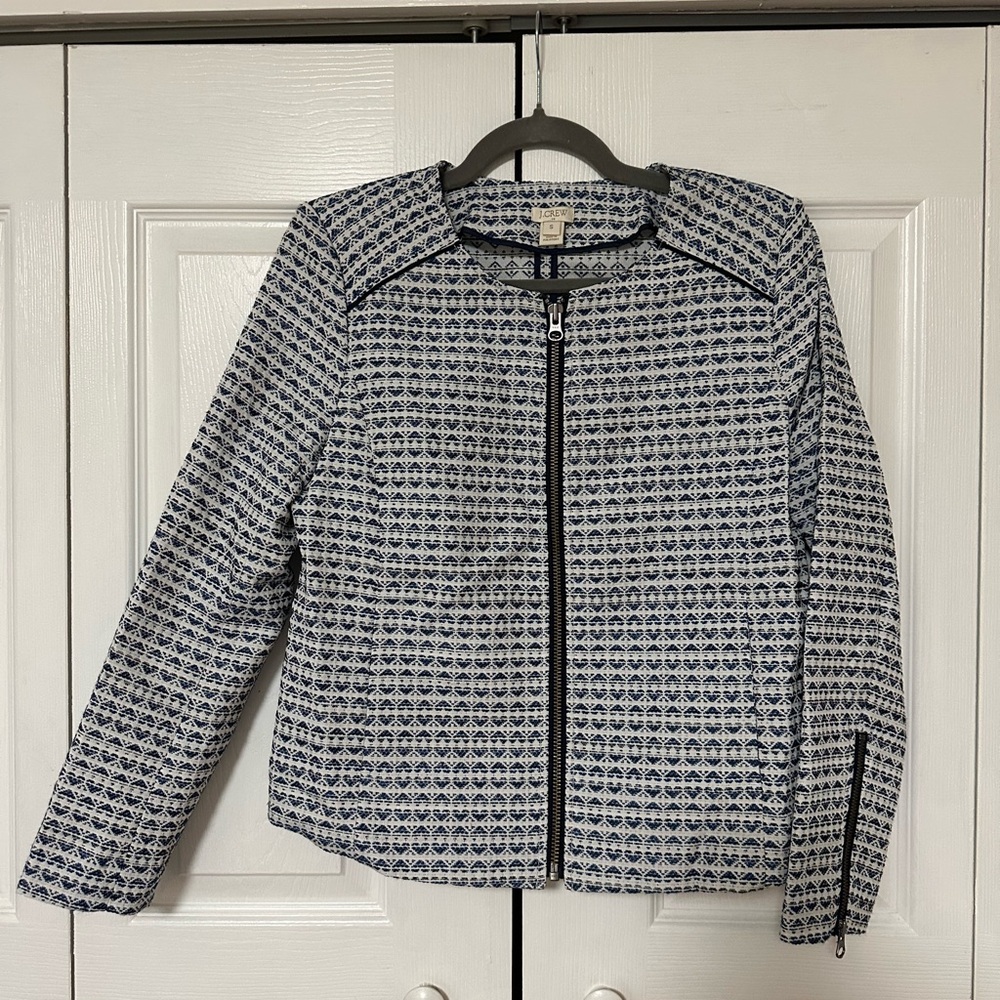 Chic Blue & White Patterned Jacket